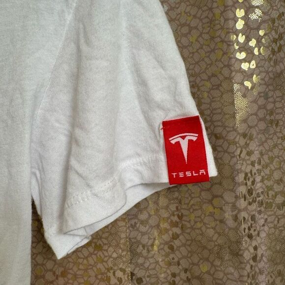 Tesla Womens Scoop Neck White Red Gray Multi Logo T Shirt Cotton M NWT - Picture 5 of 8
